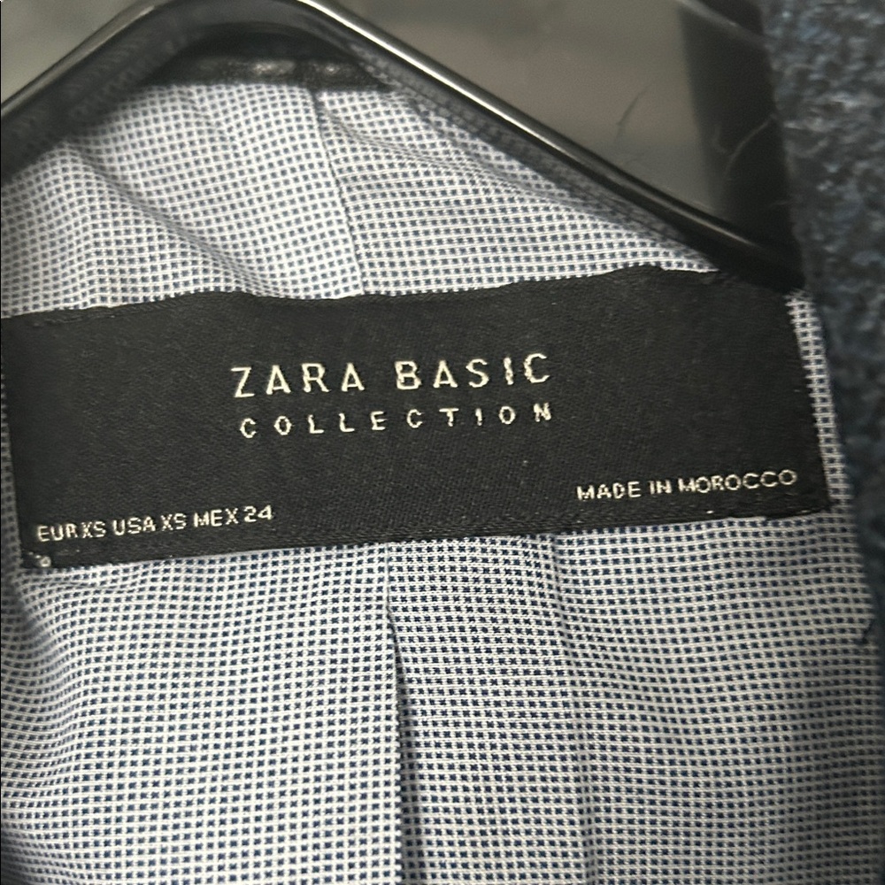 New Zara Navy Women's Blazer with Gold Button - Picture 3 of 9